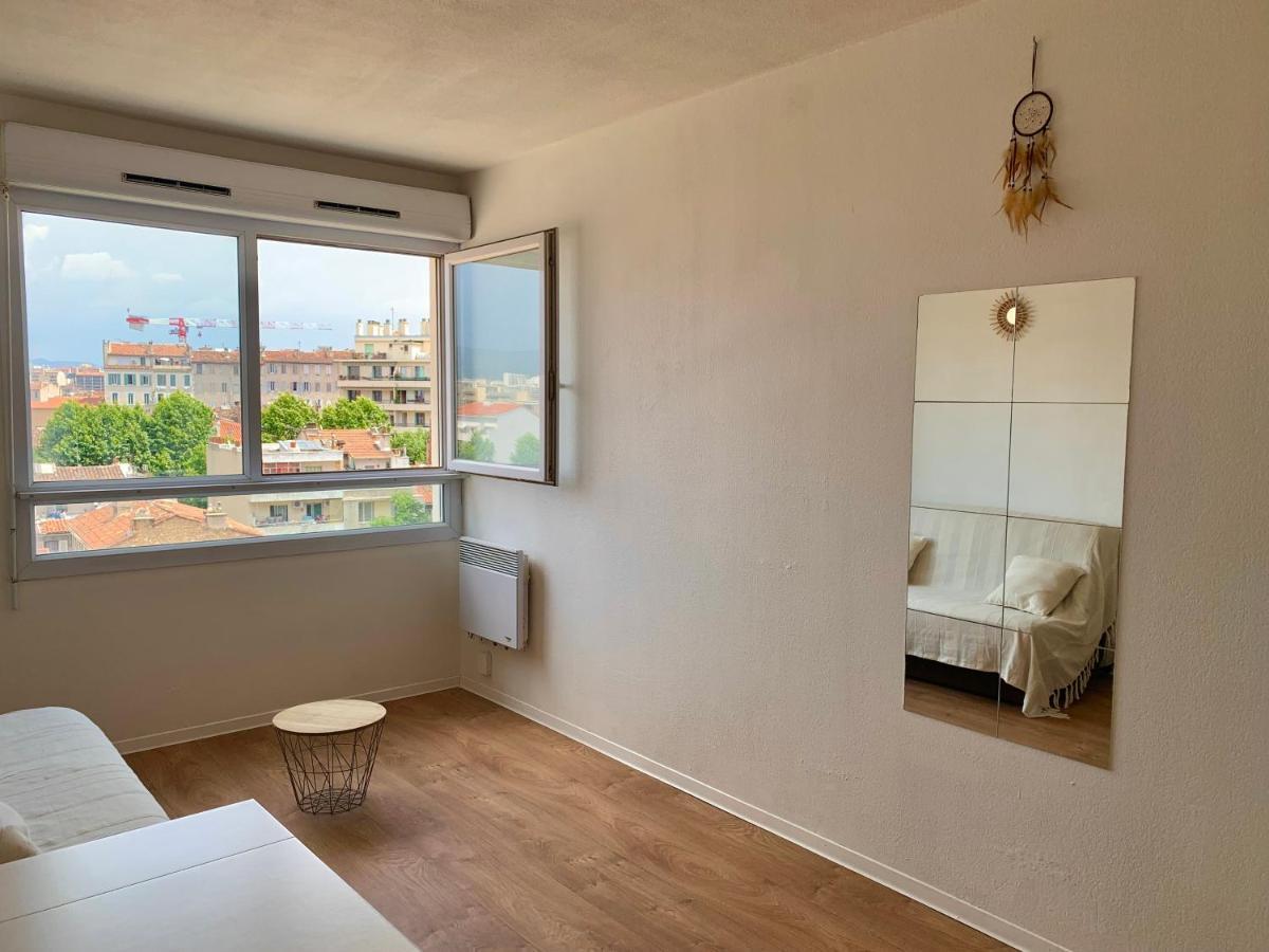 Appartement Tout Equipe A 6 Minutes De La Gare St Charles Marseille Eksteriør billede